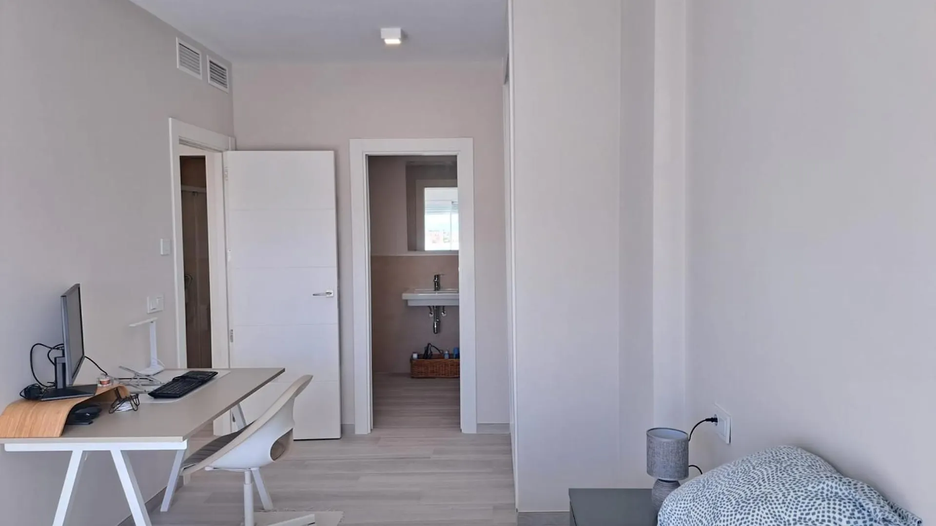 Atico Obra Nueva Magna Vera- El Playazo 0*, ורה